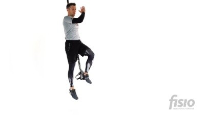 Упражнение на функциональных тренировочных петлях Выпад с прыжком